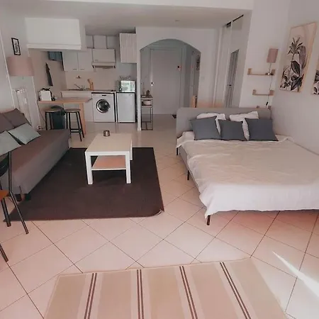 アパート Nice,30m2,vue Exceptionnelle, 4pers,wifi, Clim To Confirm Your Bookin, Write To Vat Sapp 3 7 3 7 7 8 2 1 8 7 8 *