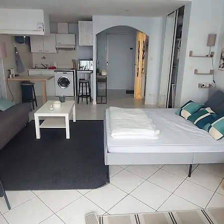 Nice,30m2,vue Exceptionnelle, 4pers,wifi, Clim To Confirm Your Bookin, Write To Vat Sapp 3 7 3 7 7 8 2 1 8 7 8 アパート